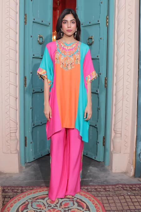 Surkh Syahi_Aqua Cotton, Muslin Embroidery Round Neck Banjara Colorblock Kaftan With Pant _Online_at_Aza_Fashions