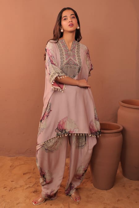 Surkh Syahi_Mauve Cotton Embroidery V-neck Carnation Crush Kaftan Set _Online_at_Aza_Fashions