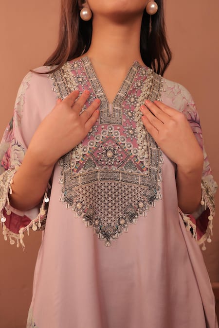 Surkh Syahi_Mauve Cotton Embroidery V-neck Carnation Crush Kaftan Set _at_Aza_Fashions