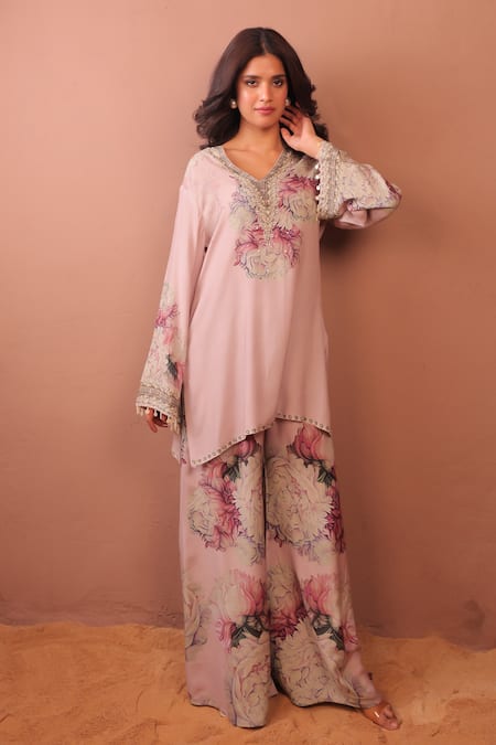 Surkh Syahi_Mauve Cotton, Muslin Embroidery V-neck Carnation Crush Tunic Set _Online_at_Aza_Fashions