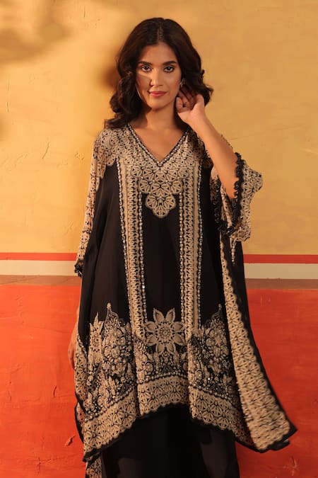 Surkh Syahi_Black Crepe Embroidery V-neck Pandora Kaftan Set _at_Aza_Fashions