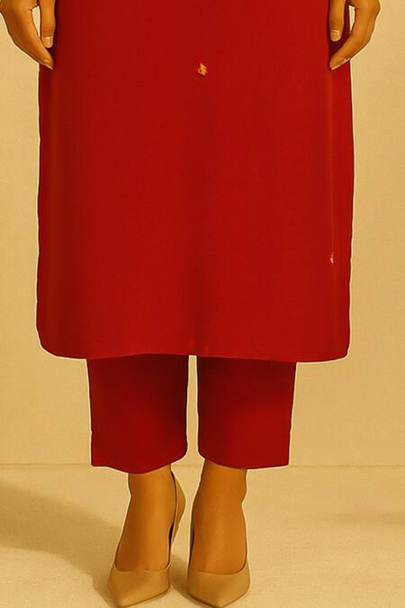 Shop_Thee Modern Roots_Red Viscose, Silk Embroidery, Sequins V-neck Printed Dupatta And Kurta Set _Online_at_Aza_Fashions