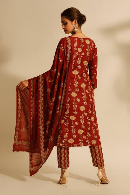 Shop Thee Modern Roots Maroon Cotton, Cambric Embroidery Round Neck Floral Print Kurta Set Online at Aza Fashions Shop_Thee Modern Roots_Maroon Cotton, Cambric Embroidery Round Neck Floral Print Kurta Set _Online_at_Aza_Fashions