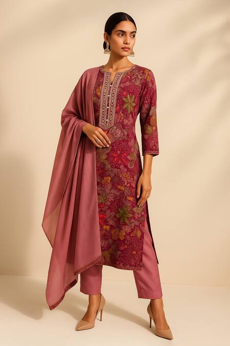 Thee Modern Roots_Wine Viscose, Silk Zari Round Neck Printed Kurta Set _Online_at_Aza_Fashions