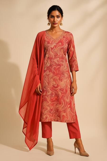 Thee Modern Roots_Peach Bemberg, Muslin Embroidery, Mirrors V-neck Printed Kurta Set _Online_at_Aza_Fashions