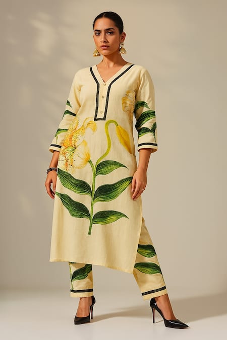 Thee Modern Roots Cream Cotton, Cambric Lace Split V-neck Lily Leher Printed Kurta Set 