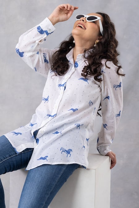 Shop_Thee Modern Roots_White Cotton Collared Horse Print Mul Shirt _Online_at_Aza_Fashions