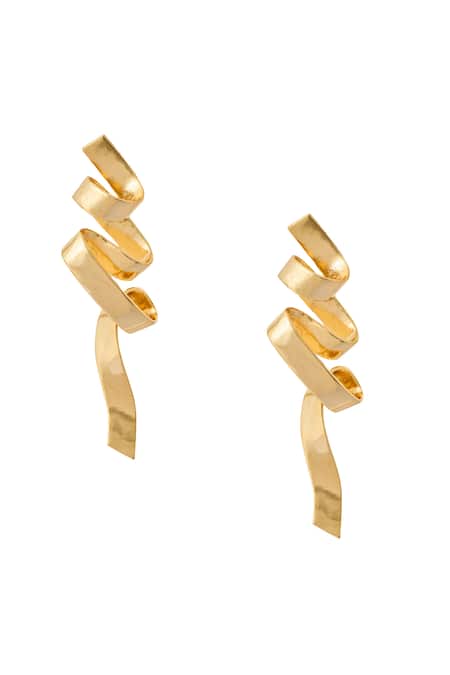 Nazaakat By Samara Singh Abstract Gold Embellished Pair Of Earrings 