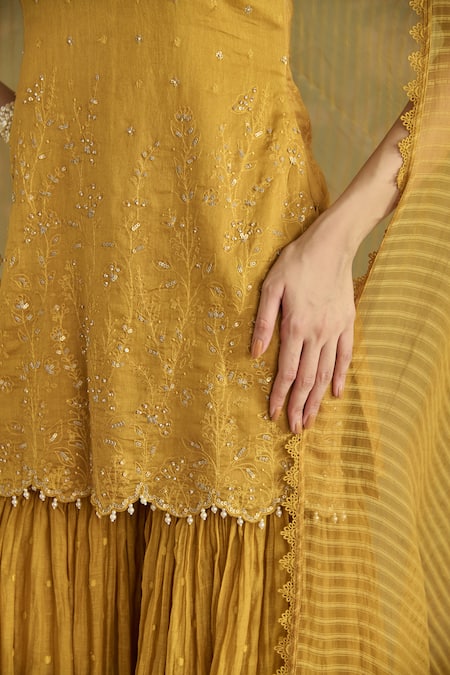 Buy_Kritika Dawar_Mustard Chanderi, Organza Pearls, Embroidery Halter Ira Hand Gharara Set 