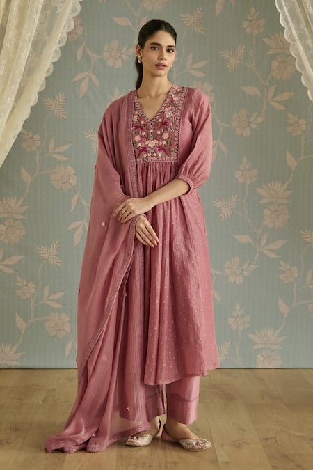 Shop Kritika Dawar Blush Chanderi, Cotton Embroidery V-neck Zella Hand Kurta Set Online at Aza Fashions Shop_Kritika Dawar_Blush Chanderi, Cotton Embroidery V-neck Zella Hand Kurta Set _Online_at_Aza_Fashions