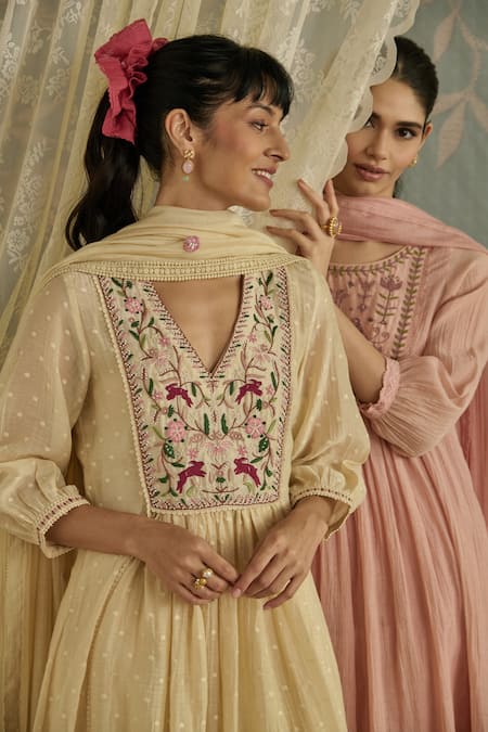 Buy Kritika Dawar Ivory Chanderi, Cotton Embroidery V-neck Zella Hand Kurta Set Buy_Kritika Dawar_Ivory Chanderi, Cotton Embroidery V-neck Zella Hand Kurta Set