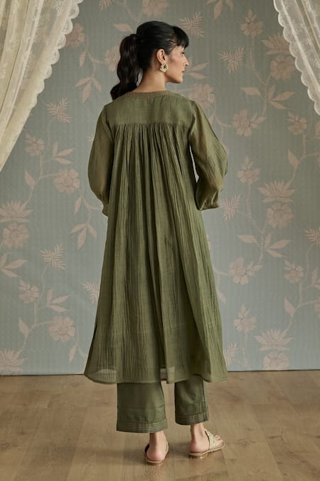 Kritika Dawar Maira Green Bead Embroidered Kurta Set 