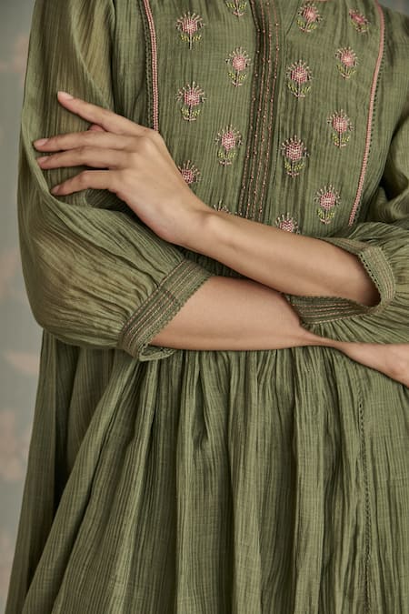 Shop_Kritika Dawar_Green Chanderi, Cotton Beads, Lace Round Neck Maira Embroidered Kurta Set _Online_at_Aza_Fashions