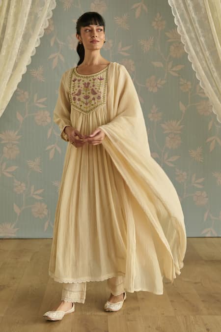 Shop_Kritika Dawar_Ivory Chanderi, Cotton Beads, Lace Round Naaz Handwoven Embroidered Kurta Set _Online_at_Aza_Fashions