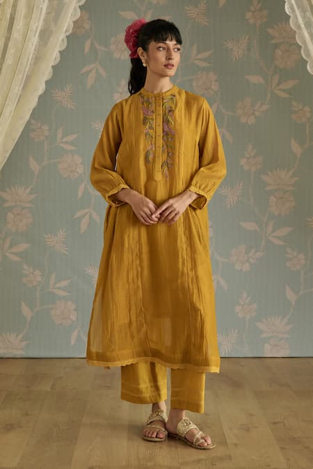 Kritika Dawar Yellow Chanderi, Cotton Beads Round Neck Zehra Bird Embroidered Kurta Set at Aza Fashions Kritika Dawar_Yellow Chanderi, Cotton Beads Round Neck Zehra Bird Embroidered Kurta Set _at_Aza_Fashions