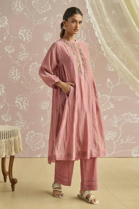 Shop_Kritika Dawar_Blush Chanderi, Cotton Beads, Embroidery Round Neck Zehra Bird Kurta Set _Online_at_Aza_Fashions