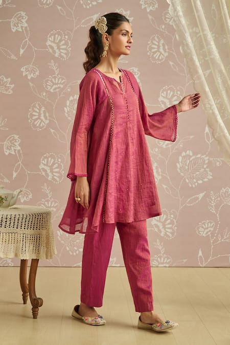 Shop Kritika Dawar Magenta Tissue, Chanderi Sequins Split V-neck Zaina Hand Embroidered Kurta Set Online at Aza Fashions Shop_Kritika Dawar_Magenta Tissue, Chanderi Sequins Split V-neck Zaina Hand Embroidered Kurta Set _Online_at_Aza_Fashions