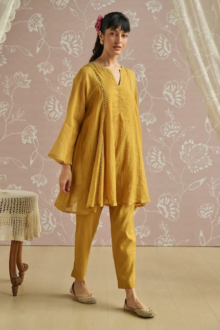 Shop Kritika Dawar Mustard Tissue, Chanderi Sequins V-neck Zaina Hand Embroidered Kurta Set Online at Aza Fashions Shop_Kritika Dawar_Mustard Tissue, Chanderi Sequins V-neck Zaina Hand Embroidered Kurta Set _Online_at_Aza_Fashions