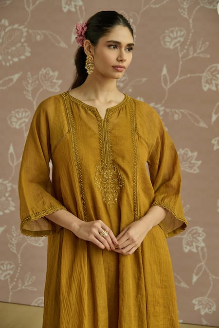 Shop Kritika Dawar Mustard Tissue, Silk Embroidery Round Neck Tara Hand Kurta Set Online at Aza Fashions Shop_Kritika Dawar_Mustard Tissue, Silk Embroidery Round Neck Tara Hand Kurta Set _Online_at_Aza_Fashions
