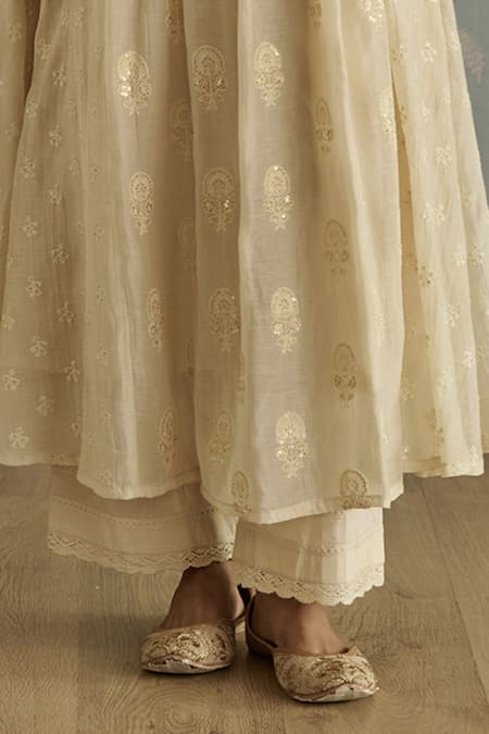 Buy Kritika Dawar Ivory Chanderi, Cotton Embroidery, Lace Keyhole Nera Floral A-line Kurta Set Online at Aza Fashions Buy_Kritika Dawar_Ivory Chanderi, Cotton Embroidery, Lace Keyhole Nera Floral A-line Kurta Set _Online_at_Aza_Fashions