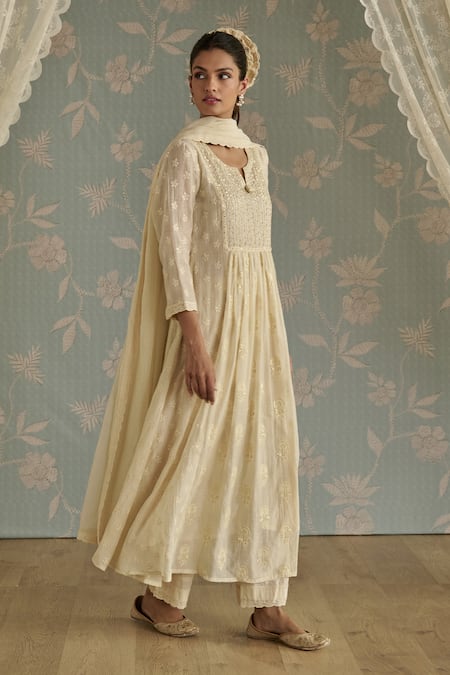 Kritika Dawar Ivory Chanderi, Cotton Embroidery, Lace Keyhole Nera Floral A-line Kurta Set at Aza Fashions Kritika Dawar_Ivory Chanderi, Cotton Embroidery, Lace Keyhole Nera Floral A-line Kurta Set _at_Aza_Fashions