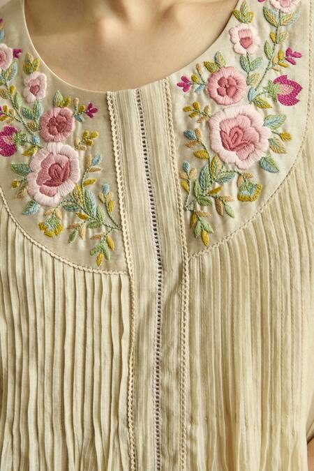 Kritika Dawar_Ivory Chanderi Embroidery Round Neck Gulneher Parsi Hand Tunic _at_Aza_Fashions