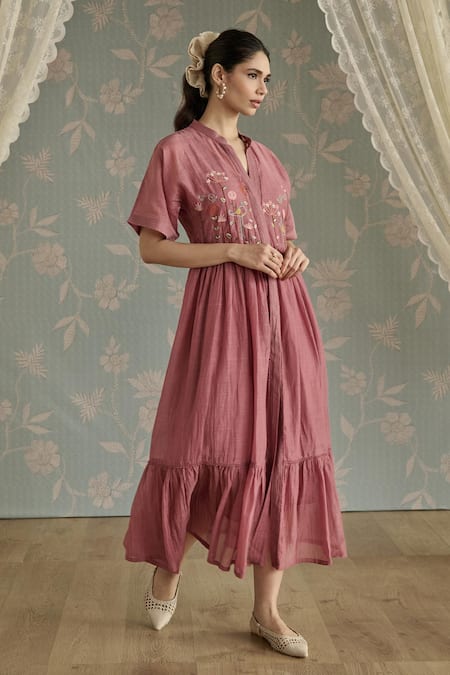 Kritika Dawar Blush Chanderi Embroidery Mandarin Collar Azra Hand Front Open Tunic Online at Aza Fashions Kritika Dawar_Blush Chanderi Embroidery Mandarin Collar Azra Hand Front Open Tunic _Online_at_Aza_Fashions