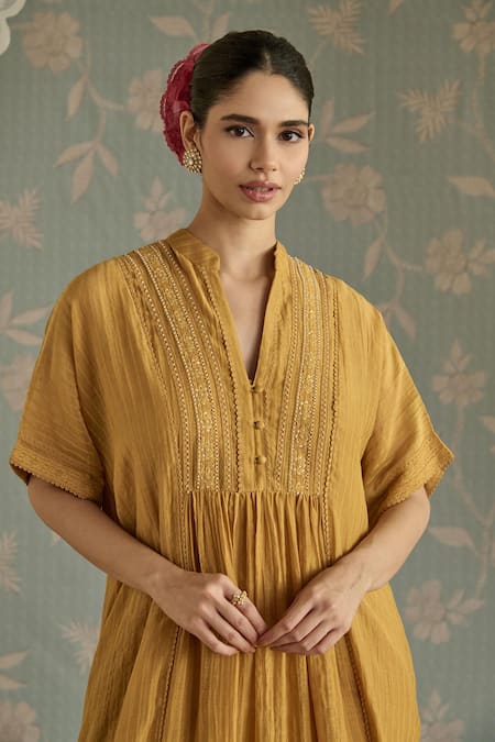 Kritika Dawar Yellow Chanderi, Cotton Embroidery Mandarin Collar Ayat Hand Kaftaan Set Online at Aza Fashions Kritika Dawar_Yellow Chanderi, Cotton Embroidery Mandarin Collar Ayat Hand Kaftaan Set _Online_at_Aza_Fashions