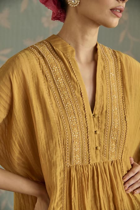 Buy Kritika Dawar Yellow Chanderi, Cotton Embroidery Mandarin Collar Ayat Hand Kaftaan Set Buy_Kritika Dawar_Yellow Chanderi, Cotton Embroidery Mandarin Collar Ayat Hand Kaftaan Set