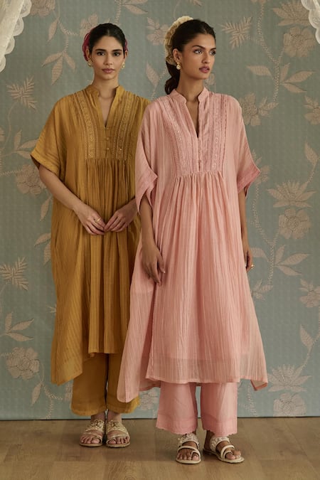 Shop Kritika Dawar Yellow Chanderi, Cotton Embroidery Mandarin Collar Ayat Hand Kaftaan Set Shop_Kritika Dawar_Yellow Chanderi, Cotton Embroidery Mandarin Collar Ayat Hand Kaftaan Set