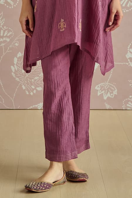 Kritika Dawar_Purple Chanderi Embroidery V-neck Aya Bird Kaftan Set _Online_at_Aza_Fashions