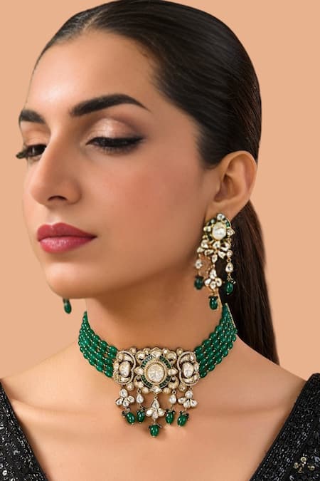 Auraa Trends Emerald Green Kundan Choker Necklace Set 