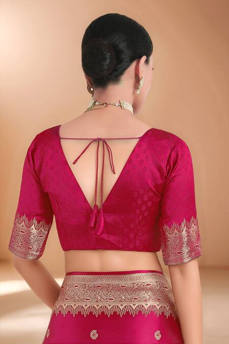 Shop Samyukta Singhania Pink Tassels, Zari V-neck Woven Banarasi Silk Saree With Blouse Shop_Samyukta Singhania_Pink Tassels, Zari V-neck Woven Banarasi Silk Saree With Blouse