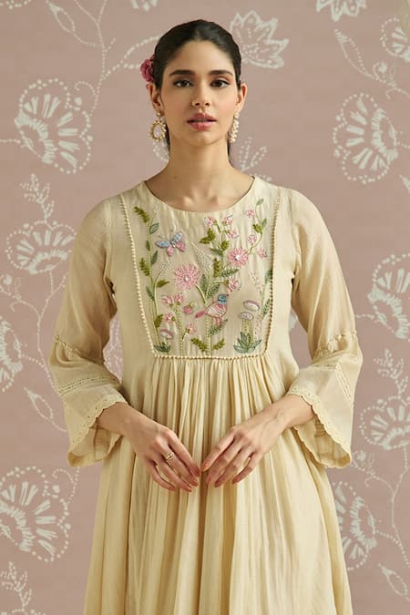 Kritika Dawar Sairah Embroidered A-Line Kurta With Pant 