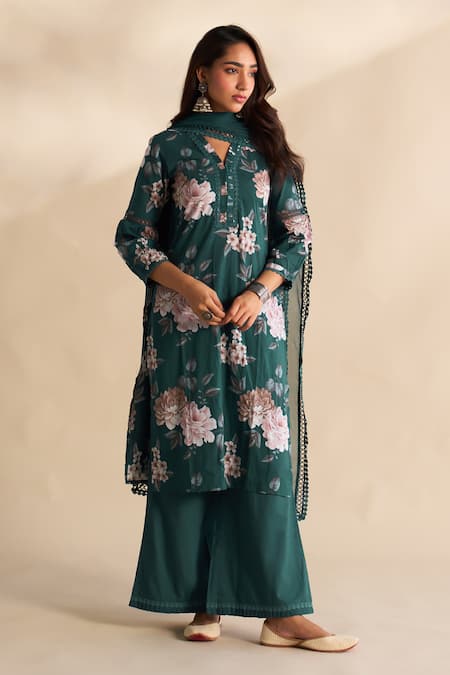 Roze Aneesa Printed Kurta Set 