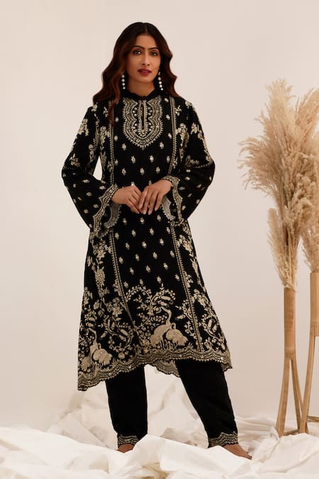 Surkh Syahi Black Crepe Embroidery, Metallic Thread Gulshan A-line Kurta With Dhoti Pant 