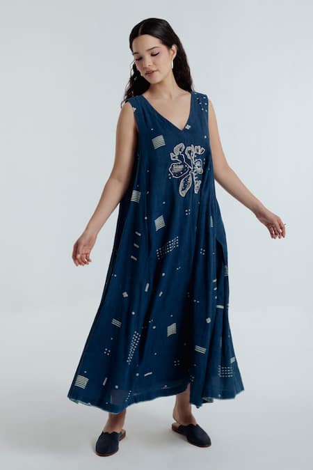 Buy_Rias Jaipur_Blue Handloom Cotton Embroidery, Foil Printing Indigo Floral Pattern Dress _Online_at_Aza_Fashions