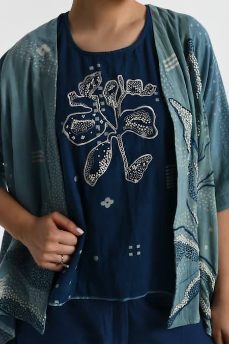 Buy_Rias Jaipur_Blue Cotton Embroidery, Beads V-neck, Open Indigo Tri Floral Pattern Cape Set 