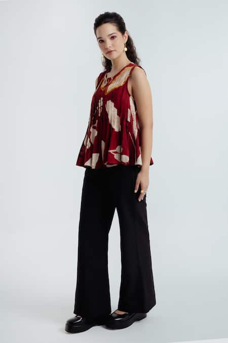 Rias Jaipur_Red Cotton Embroidery Round Neck Madder Pleated Floral Pattern Top _Online_at_Aza_Fashions