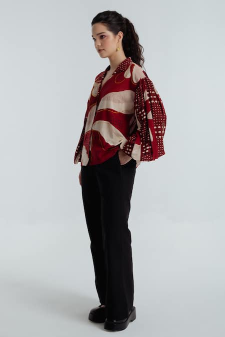 Rias Jaipur_Red Cotton Collared, V-neck Madder Printed Shirt _Online_at_Aza_Fashions