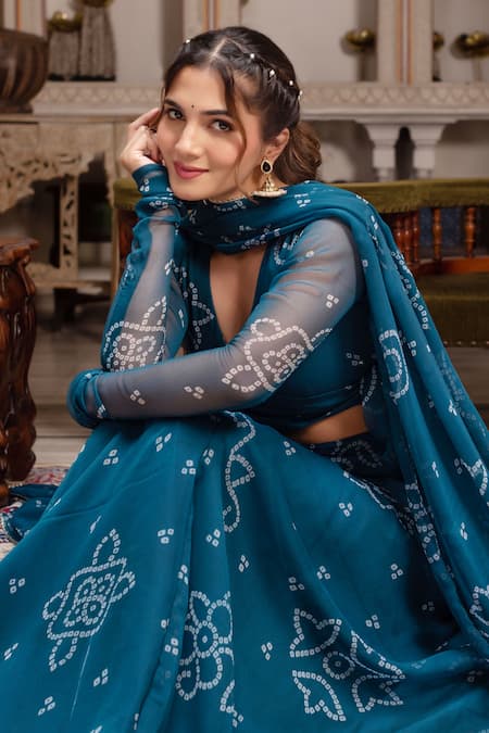 Pomcha Jaipur_Teal Georgette Embroidery, Sequins V-neck Bandhej Manjari Lehenga Set _Online_at_Aza_Fashions
