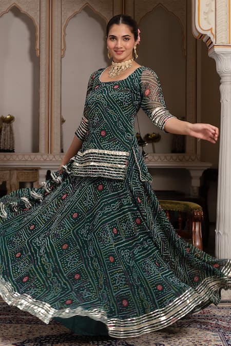 Buy_Pomcha Jaipur_Green Georgette Gota Patti, Tassels Square Neck Bandhej Skirt Set _Online_at_Aza_Fashions