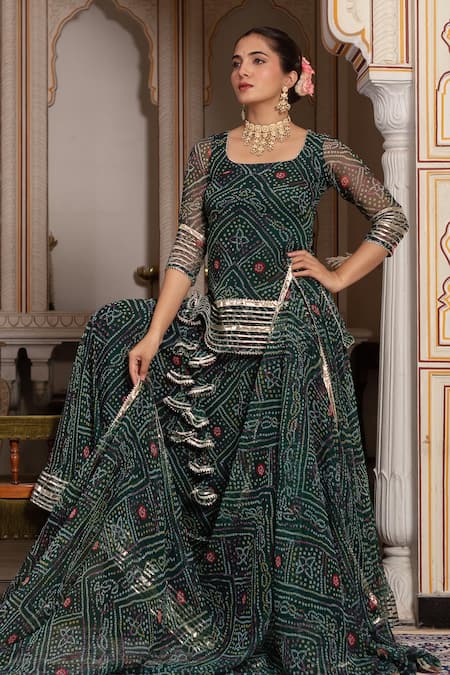 Pomcha Jaipur_Green Georgette Gota Patti, Tassels Square Neck Bandhej Skirt Set _at_Aza_Fashions