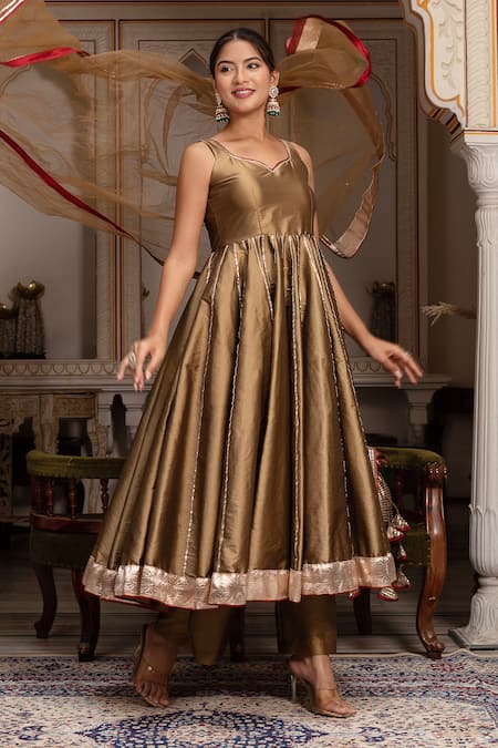 Shop_Pomcha Jaipur_Gold Taffeta, Silk, Net Gota Patti, Tassels Sweetheart Neck Anarkali Set _Online_at_Aza_Fashions