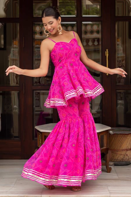 Pomcha Jaipur_Pink Georgette Embroidery Sweetheart Neck Bandhej Kurta Sharara Set _Online_at_Aza_Fashions