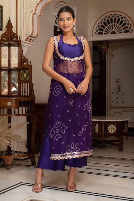 Buy_Pomcha Jaipur_Purple Georgette, Taffeta, Silk Embroidery Round Neck Bandhej Kurta Set _Online_at_Aza_Fashions