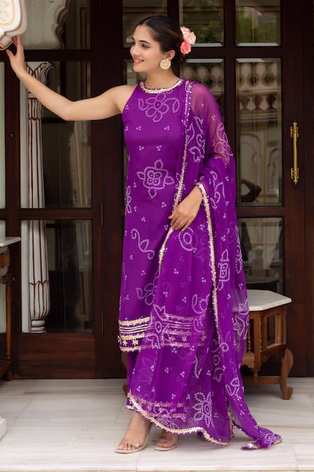 Pomcha Jaipur_Purple Georgette Gota Patti, Embroidery Round Neck Bandhej Kurta Set _at_Aza_Fashions