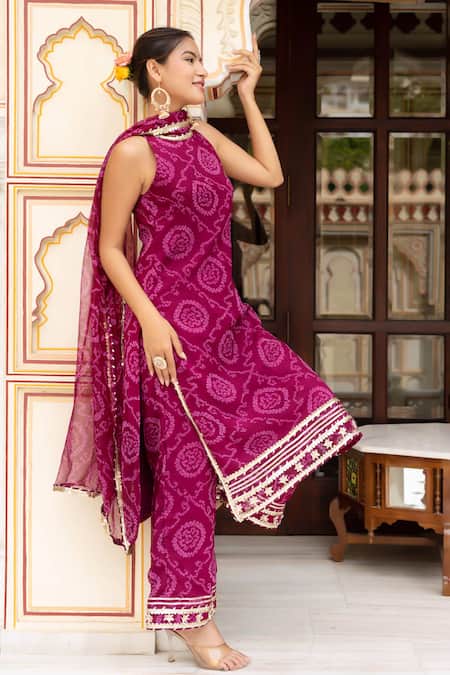 Buy_Pomcha Jaipur_Pink Georgette Embroidery Round Neck Bandhej Kurta Set 