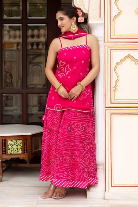 Pomcha Jaipur Pink Georgette Embroidery Square Neck Bandhej Short Kurta Palazzo Set