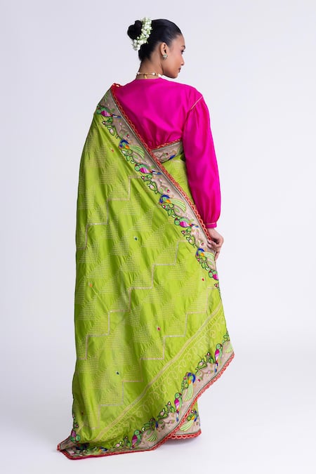 Naina Jain Bandhani Silk Saree With Unstitched Blouse Fabric 